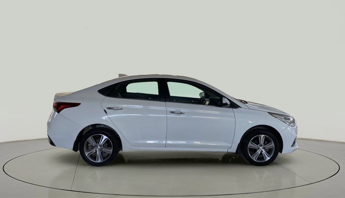 2019 Hyundai Verna 1.6 VTVT SX, Petrol, Manual, 42,190 km, Right Side View