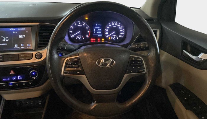 2019 Hyundai Verna 1.6 VTVT SX, Petrol, Manual, 42,190 km, Steering Wheel Close Up