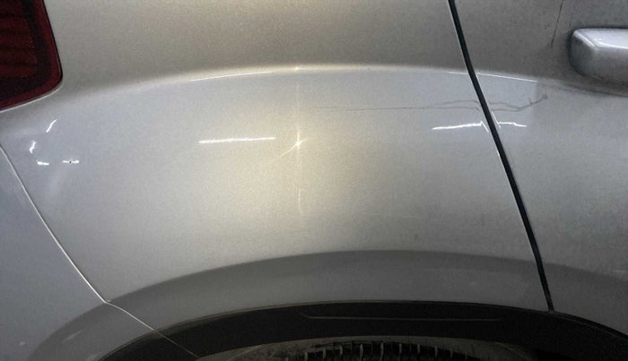 2021 Hyundai VENUE SX 1.5 CRDI, Diesel, Manual, 58,400 km, Right quarter panel - Minor scratches