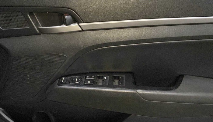2018 Hyundai New Elantra 1.6 SX (O) AT DIESEL, Diesel, Automatic, 53,163 km, Driver Side Door Panels Control