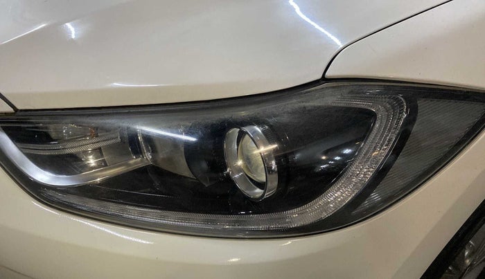 2018 Hyundai New Elantra 1.6 SX (O) AT DIESEL, Diesel, Automatic, 53,163 km, Left headlight - Faded