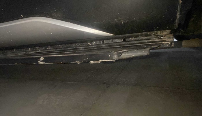 2023 Mahindra SCORPIO-N Z8 L DIESEL MT 4WD 7 STR, Diesel, Manual, 18,230 km, Left running board - Cladding has minor damage