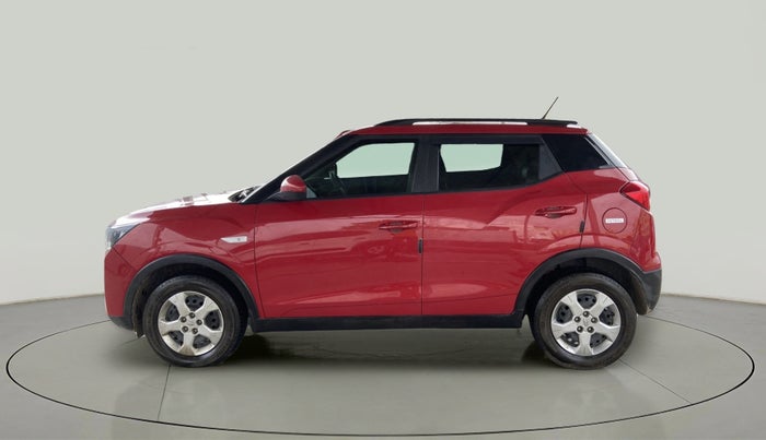 2022 Mahindra XUV300 W6 1.2 PETROL, Petrol, Manual, 18,538 km, Left Side