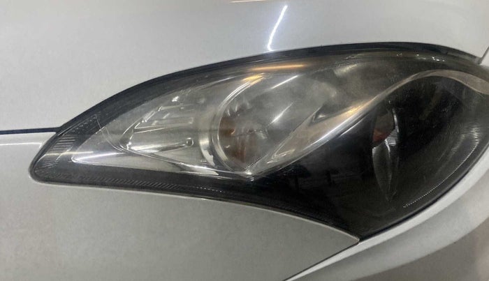 2015 Maruti Swift Dzire VDI ABS, Diesel, Manual, 98,992 km, Right headlight - Faded