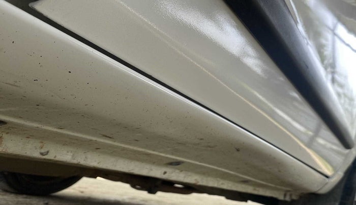 2014 Maruti Alto K10 VXI, Petrol, Manual, 39,781 km, Right running board - Slightly dented