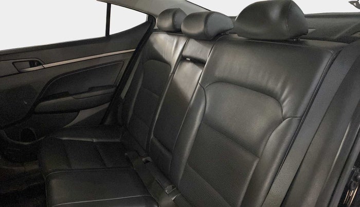 2018 Hyundai New Elantra 2.0 SX(O) AT PETROL, Petrol, Automatic, 36,733 km, Right Side Rear Door Cabin