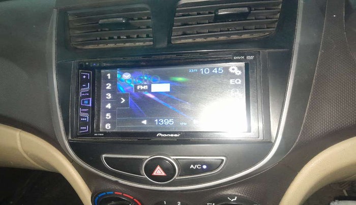 2017 Hyundai Verna 1.4 EX PETROL, CNG, Manual, 40,220 km, Infotainment system - Reverse camera not working