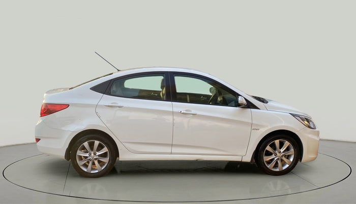 2012 Hyundai Verna FLUIDIC 1.6 VTVT SX, Petrol, Manual, 70,228 km, Right Side View