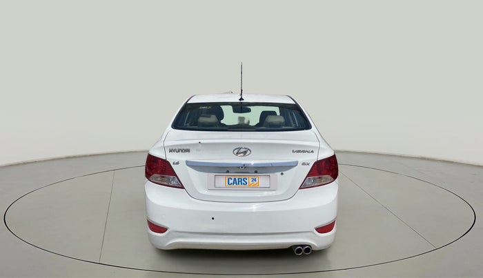 2012 Hyundai Verna FLUIDIC 1.6 VTVT SX, Petrol, Manual, 70,228 km, Back/Rear