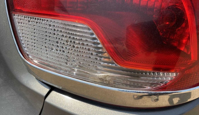 2019 Renault Kwid RXL, CNG, Manual, 74,212 km, Right tail light - Minor damage