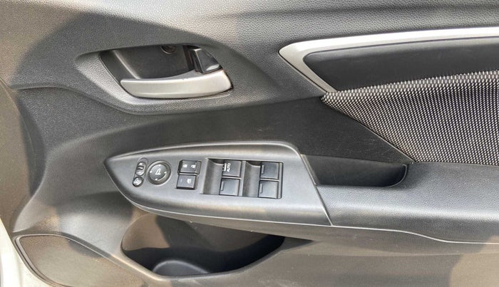 2017 Honda WR-V 1.2L I-VTEC VX MT, Petrol, Manual, 39,071 km, Driver Side Door Panels Control