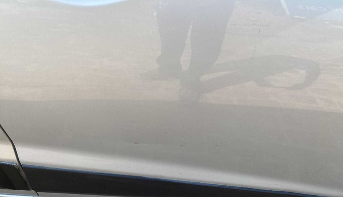 2015 Hyundai Xcent SX 1.2 (O), Petrol, Manual, 27,383 km, Driver-side door - Slightly dented