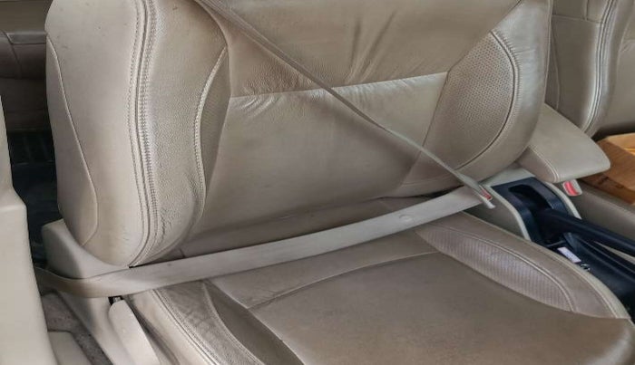 2017 Maruti Ciaz ALPHA 1.4 PETROL, Petrol, Manual, 51,850 km, Driver seat - Cover slightly stained