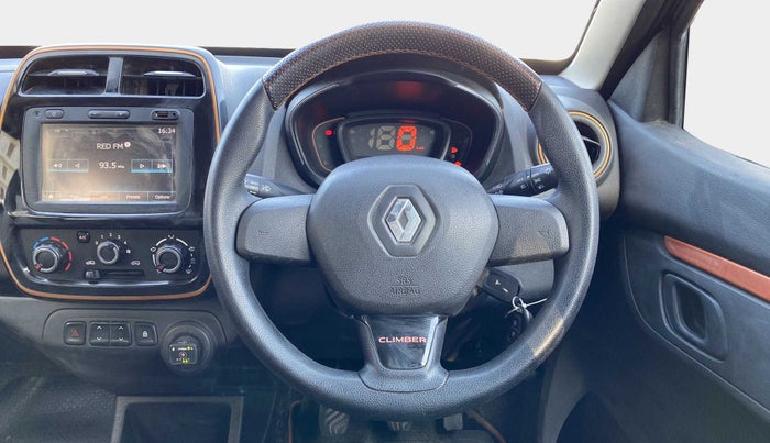 2017 Renault Kwid CLIMBER 1.0, CNG, Manual, 44,526 km, Steering Wheel Close Up