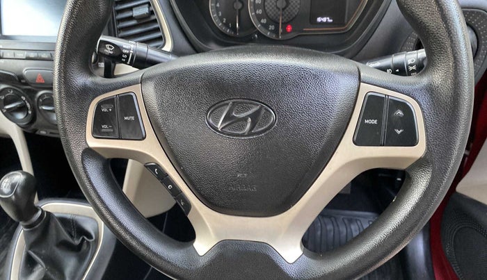 2020 Hyundai NEW SANTRO SPORTZ MT, Petrol, Manual, 16,484 km, Steering wheel - Sound system control not functional