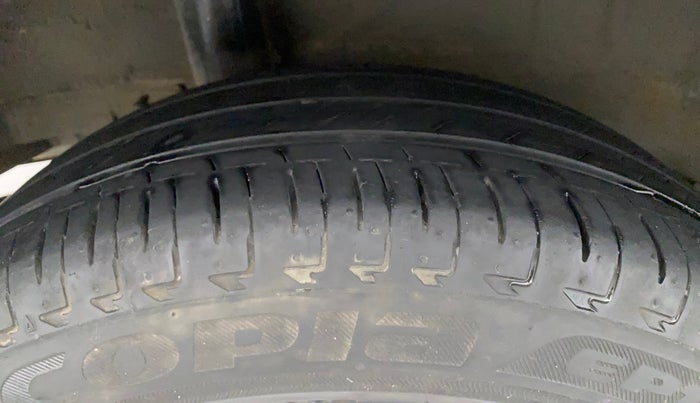 2021 Honda Amaze 1.2L I-VTEC S, Petrol, Manual, 20,086 km, Right Rear Tyre Tread