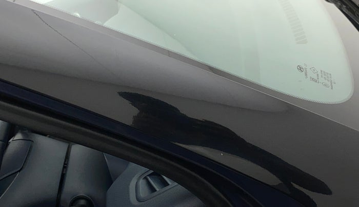 2019 Hyundai VENUE SX 1.0 TURBO DUAL TONE, Petrol, Manual, 75,430 km, Right A pillar - Minor scratches