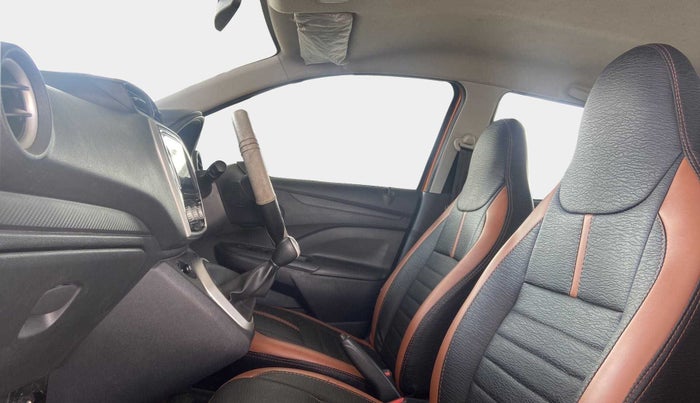 2019 Datsun Go T, Petrol, Manual, 52,906 km, Right Side Front Door Cabin