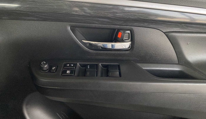 2019 Maruti XL6 ALPHA AT, Petrol, Automatic, 99,804 km, Driver Side Door Panels Control