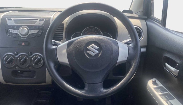 2015 Maruti Wagon R 1.0 VXI, Petrol, Manual, 28,131 km, Steering Wheel Close Up