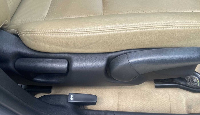 2020 Honda City 1.5L I-VTEC ZX CVT, Petrol, Automatic, 9,140 km, Driver Side Adjustment Panel