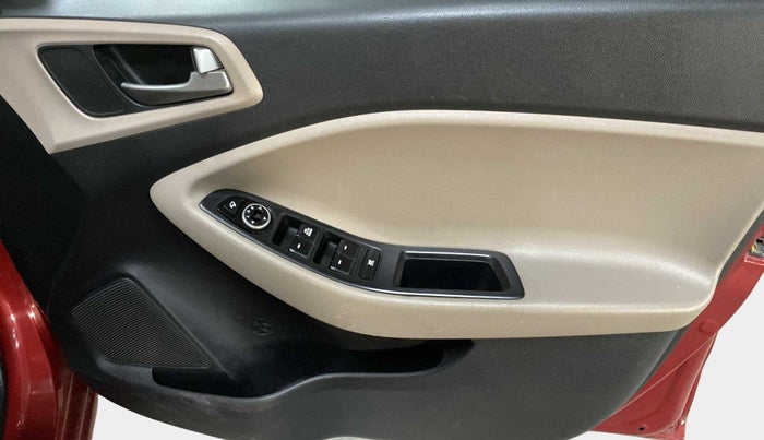2016 Hyundai Elite i20 SPORTZ 1.2, Petrol, Manual, 71,380 km, Driver Side Door Panels Control