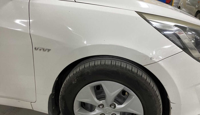 2015 Hyundai Verna FLUIDIC 4S 1.4 VTVT, Petrol, Manual, 95,537 km, Right fender - Slightly dented