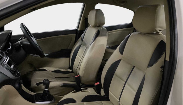 2015 Hyundai Verna FLUIDIC 4S 1.4 VTVT, Petrol, Manual, 95,537 km, Right Side Front Door Cabin