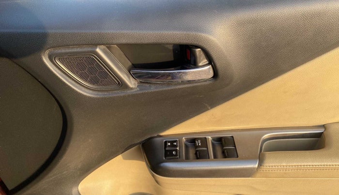 2016 Honda City 1.5L I-VTEC VX (O) MT, Petrol, Manual, 61,880 km, Driver Side Door Panels Control