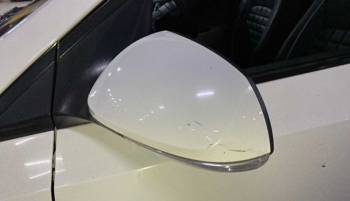 2016 Hyundai Grand i10 SPORTZ 1.2 KAPPA VTVT, Petrol, Manual, 95,465 km, Left rear-view mirror - Minor scratches