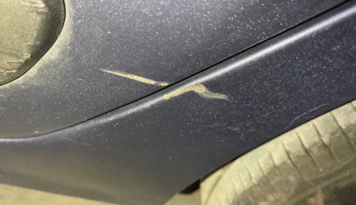 2016 Hyundai Xcent S 1.2, Petrol, Manual, 1,00,948 km, Left quarter panel - Rusted