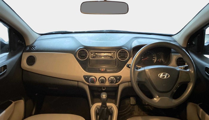 2015 Hyundai Xcent BASE 1.2, CNG, Manual, 1,22,615 km, Dashboard