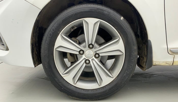 2018 Hyundai Verna 1.6 SX VTVT, Petrol, Manual, 40,298 km, Left Front Wheel