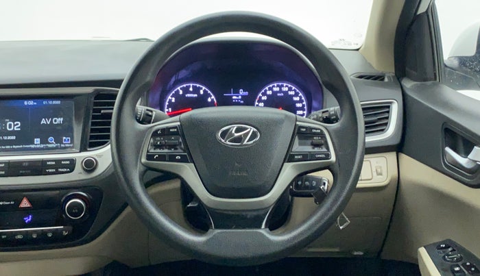 2018 Hyundai Verna 1.6 SX VTVT, Petrol, Manual, 40,298 km, Steering Wheel Close Up
