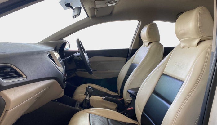 2018 Hyundai Verna 1.4 EX PETROL, Petrol, Manual, 13,719 km, Right Side Front Door Cabin