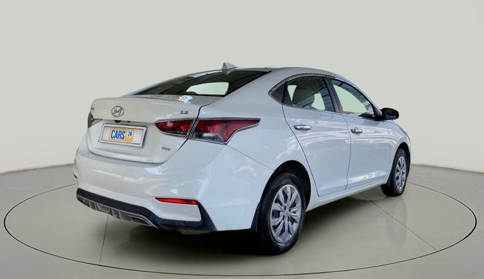 2018 Hyundai Verna 1.4 EX PETROL, Petrol, Manual, 13,798 km, Right Back Diagonal