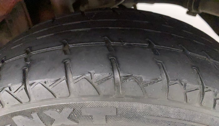 2014 Maruti Alto K10 VXI, Petrol, Manual, 96,674 km, Left Rear Tyre Tread