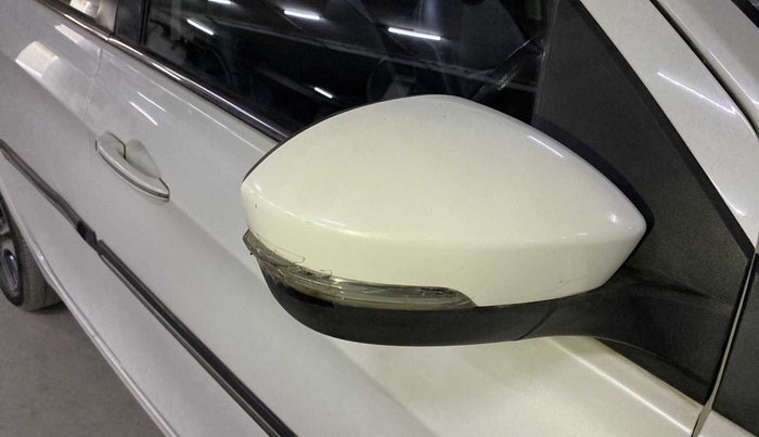 2018 Tata TIGOR XZ PLUS PETROL, Petrol, Manual, 51,241 km, Right rear-view mirror - Indicator light has minor damage