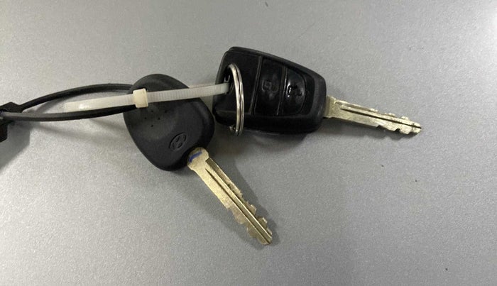 2018 Hyundai Grand i10 MAGNA 1.2 KAPPA VTVT, CNG, Manual, 87,408 km, Lock system - Battery weak