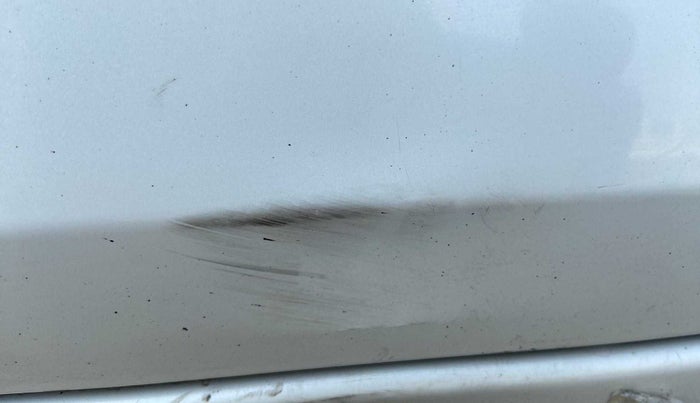 2015 Maruti Swift Dzire VXI, Petrol, Manual, 34,267 km, Front passenger door - Slightly dented