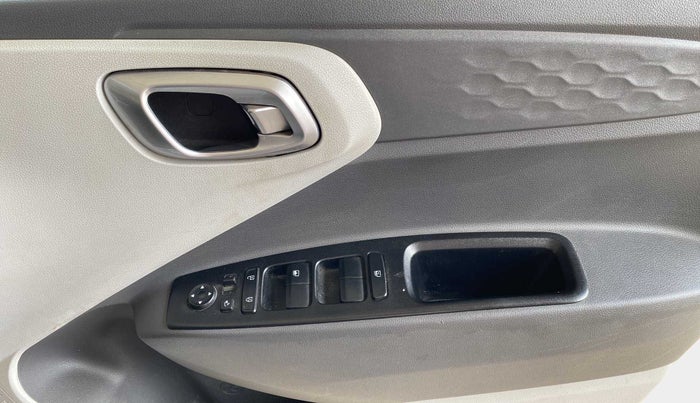 2021 Hyundai GRAND I10 NIOS SPORTZ 1.2 KAPPA VTVT, Petrol, Manual, 32,054 km, Driver Side Door Panels Control