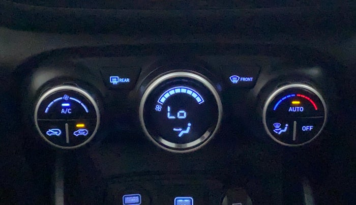 2019 Hyundai VENUE SX 1.0 (O) TURBO, Petrol, Manual, 47,417 km, Automatic Climate Control
