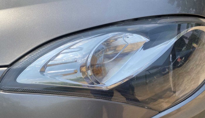 2015 Maruti Swift Dzire VXI, Petrol, Manual, 13,101 km, Right headlight - Minor scratches