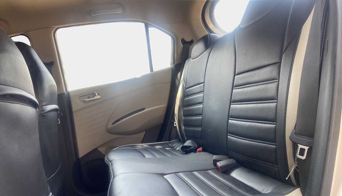 2019 Hyundai NEW SANTRO SPORTZ MT, Petrol, Manual, 12,598 km, Right Side Rear Door Cabin