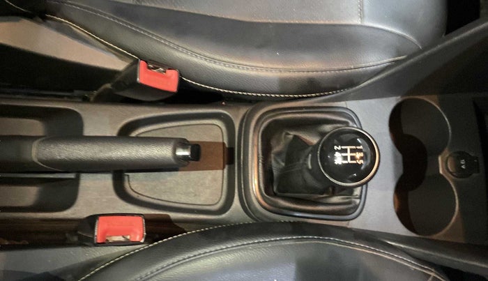 2019 Volkswagen Ameo COMFORTLINE 1.0L, Petrol, Manual, 25,201 km, Gear Lever