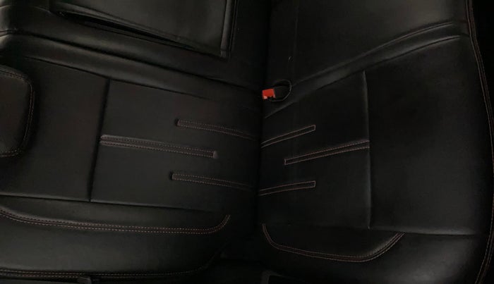 2018 Ford Ecosport TITANIUM 1.5L DIESEL, Diesel, Manual, 90,210 km, Second-row right seat - Cover slightly torn