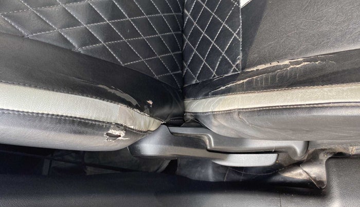 2018 Maruti Baleno DELTA DIESEL 1.3, Diesel, Manual, 95,729 km, Driver seat - Cover slightly torn
