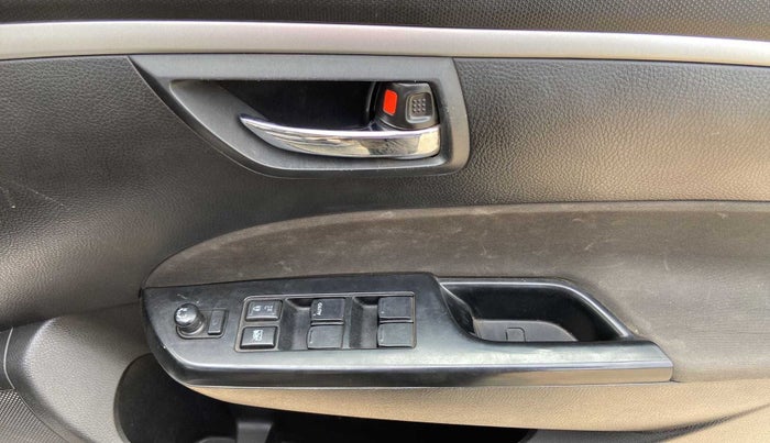 2016 Maruti Swift VXI, Petrol, Manual, 58,713 km, Driver Side Door Panels Control