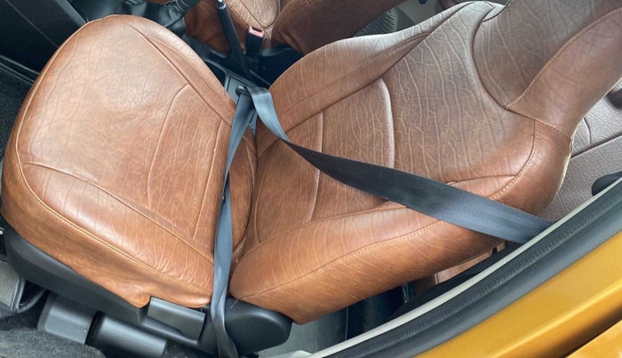 2021 Renault TRIBER RXL AMT, Petrol, Automatic, 30,912 km, Front left seat (passenger seat) - Seat belt slightly torn