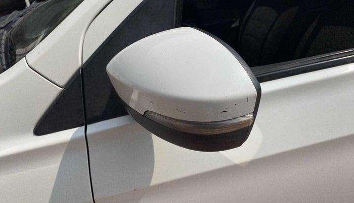 2018 Tata Tiago XZA PETROL, Petrol, Automatic, 73,422 km, Left rear-view mirror - Indicator light has minor damage